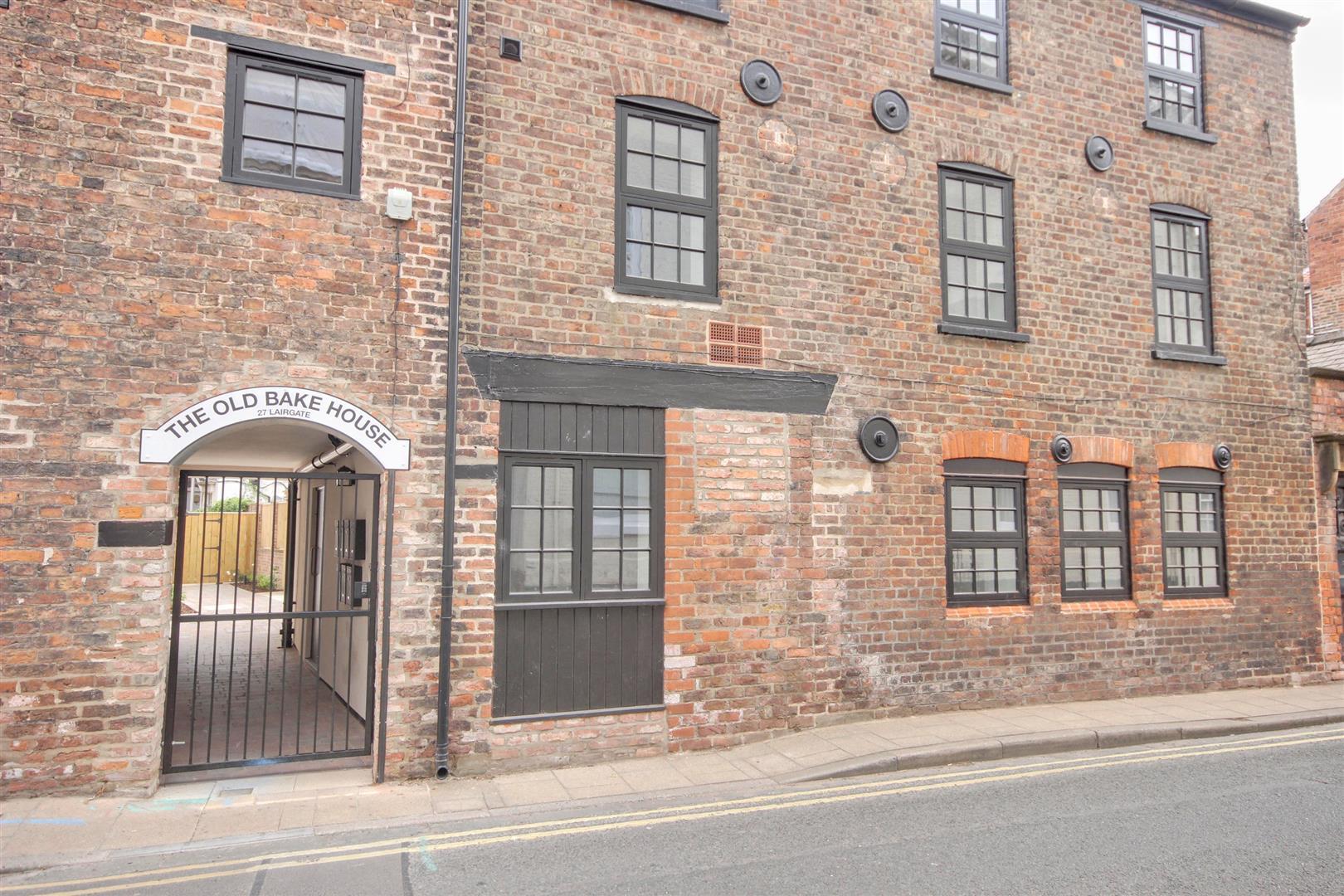 27 Lairgate, Beverley